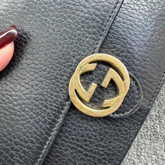 GUCCI Interlocking Black Leather Shoulder Bag 318-012725 - Picture 4 of 16